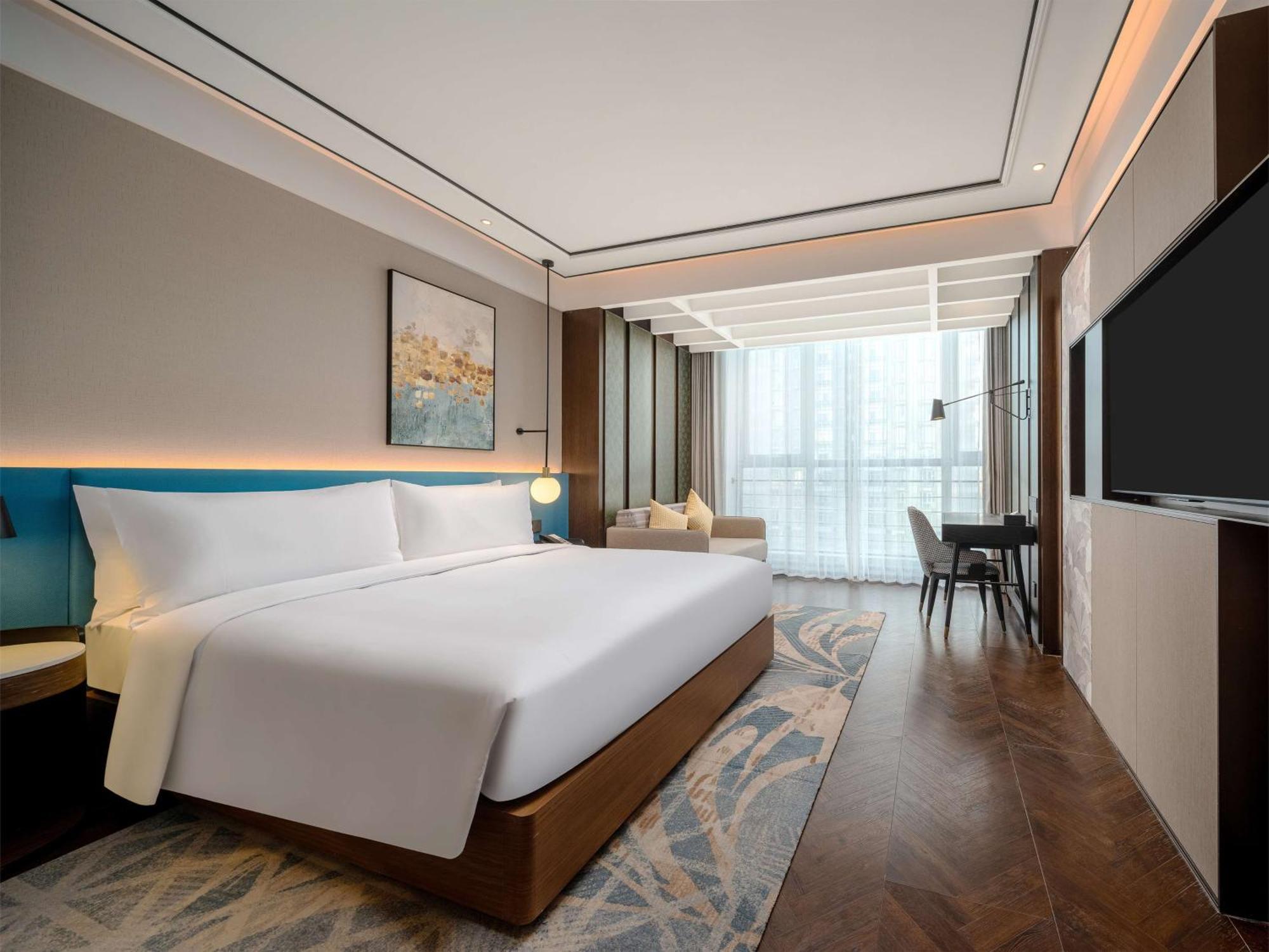 Hilton Garden Inn Beijing Guomao Экстерьер фото