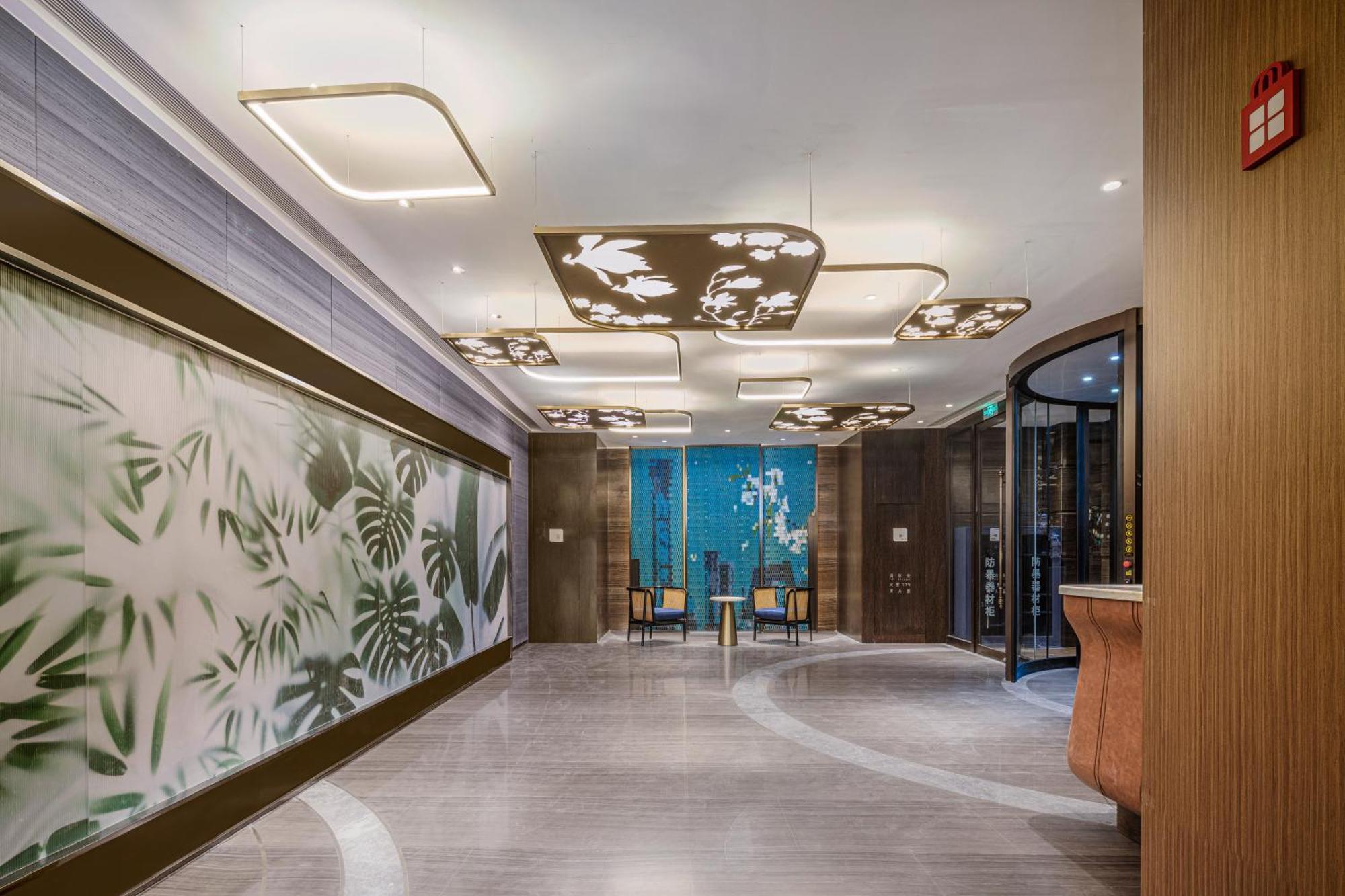 Hilton Garden Inn Beijing Guomao Экстерьер фото