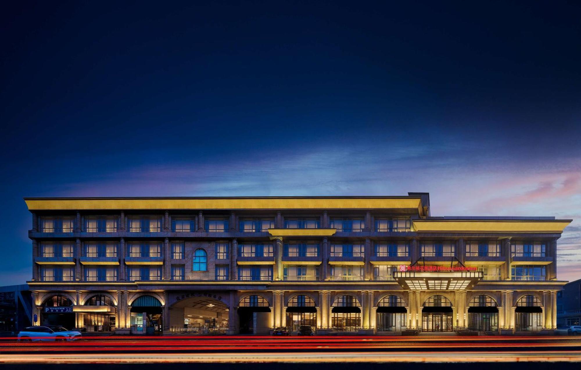 Hilton Garden Inn Beijing Guomao Экстерьер фото